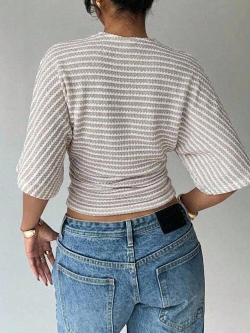 Multicolor Casual Women's Striped Batwing Sleeve Round Neck T-Shirt - Picture 2 of 9